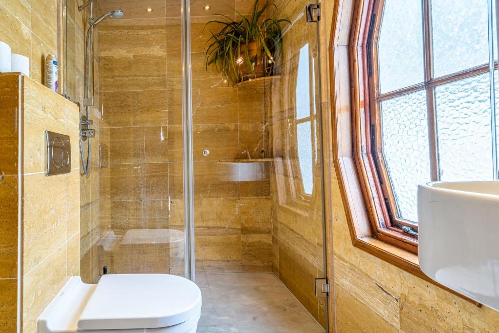 رزرو هتل، سوئیت های B&B Singel | 09037376597