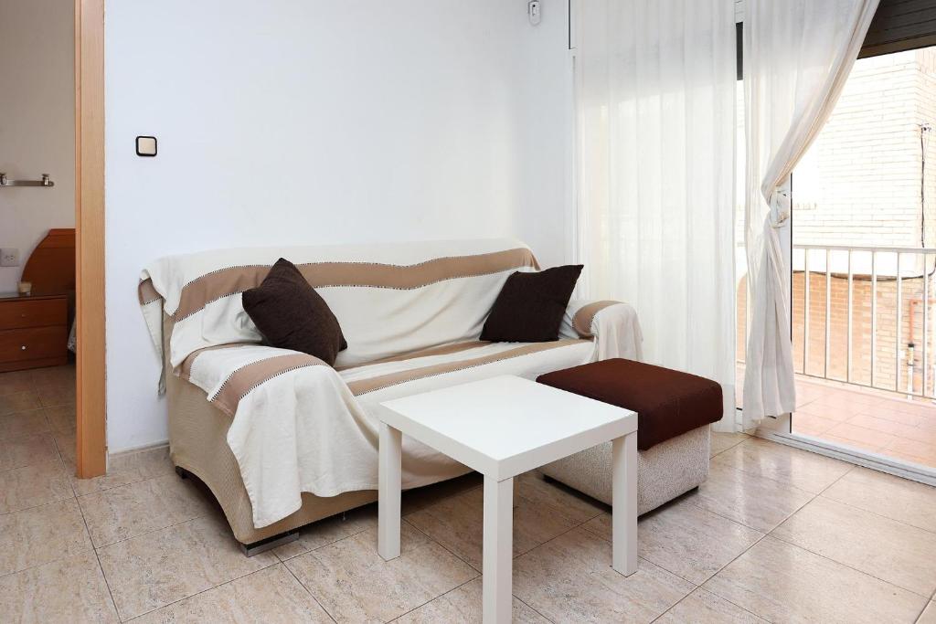 Posezení v ubytování AT174 Apartamento en segunda línea de la playa, wifi