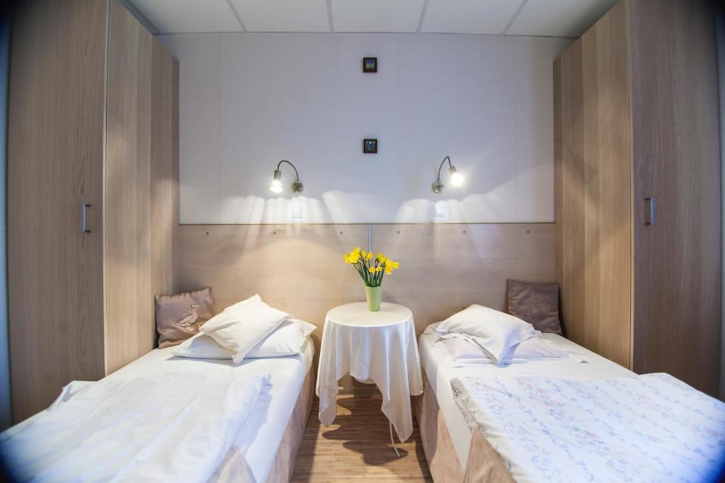 Akacja Pokoje Gościnne - 4