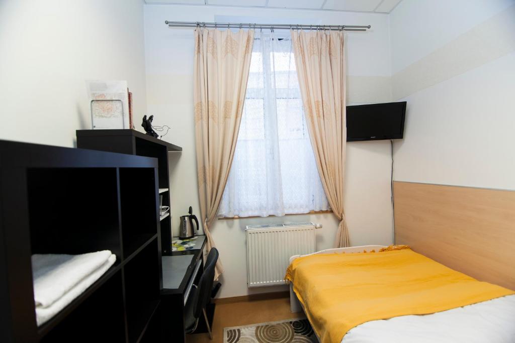 Akacja Pokoje Gościnne - 8