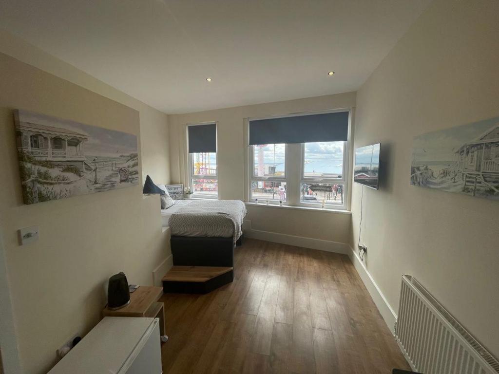 Seaside Luxury Studio Apartments, SouthendonSea (updated prices 2024)