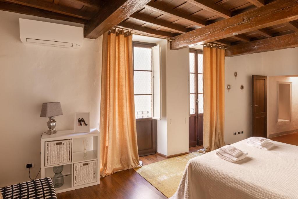 Palazzo Roselli Cecconi Apartments - 4