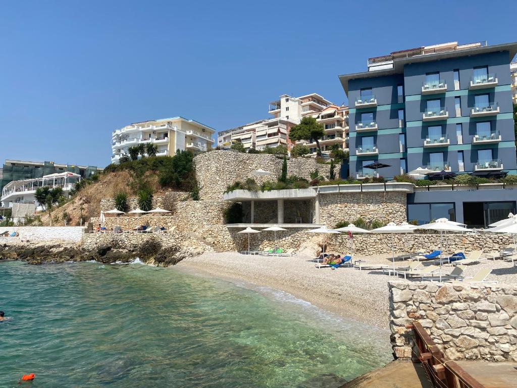 Apartment with huge sea view balcony - Imazhi 6