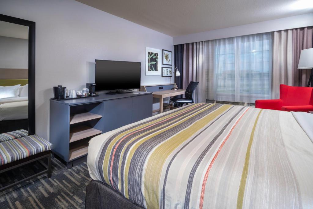 Country Inn & Suites by Radisson, Rocky Mount, NC photo