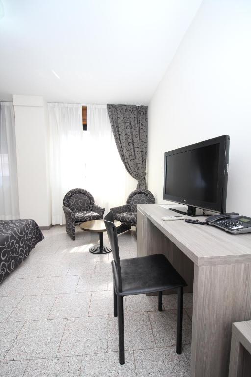 Hotel Croce Di Malta - Dreibettzimmer