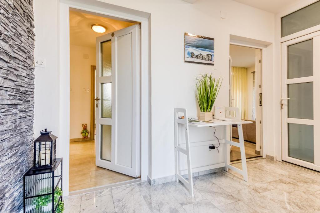 Fotografia z galérie ubytovania Apartmani Leptir v Rakovici