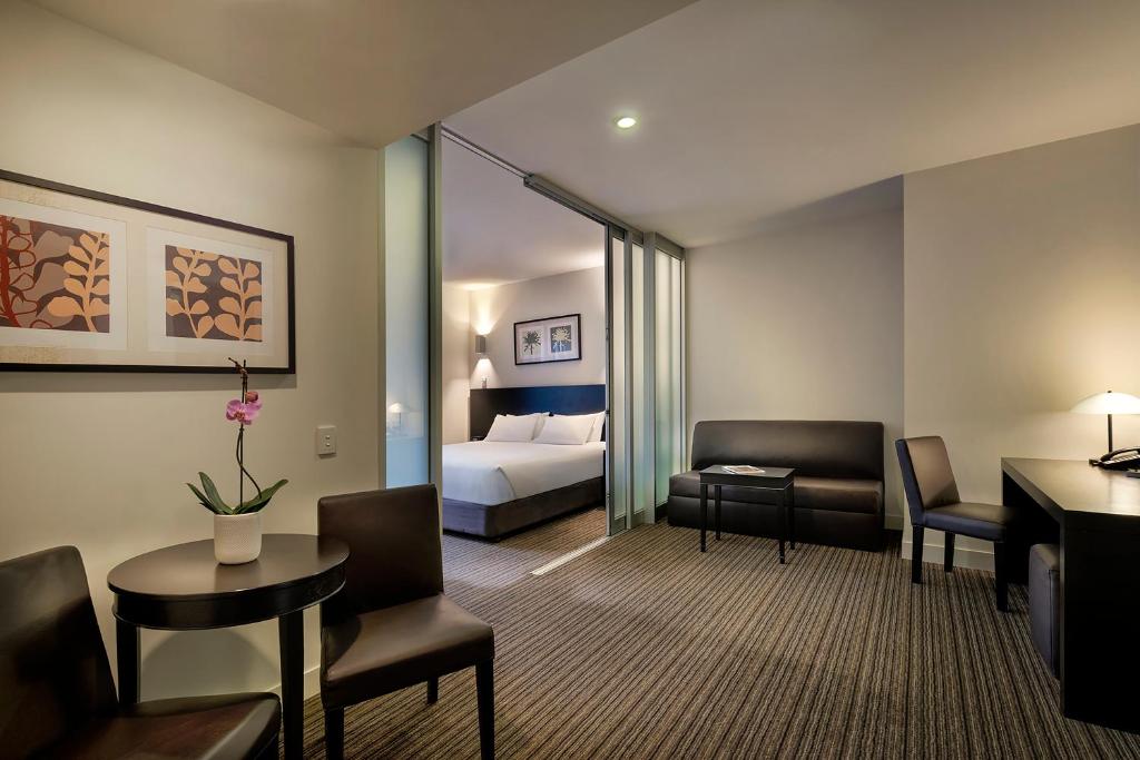 Causeway 353 Hotel - Deluxe King Suite Met Spa -bad