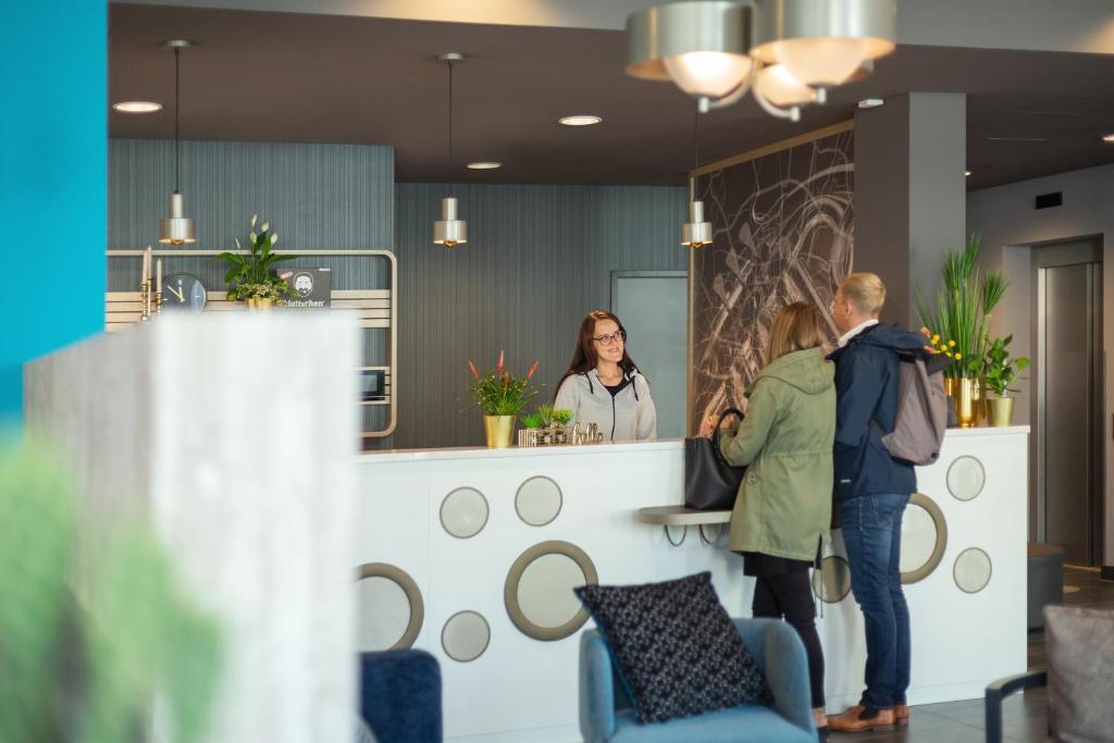 Holiday Inn - the niu, Brass Munich Olympiapark by IHG - Resim 15