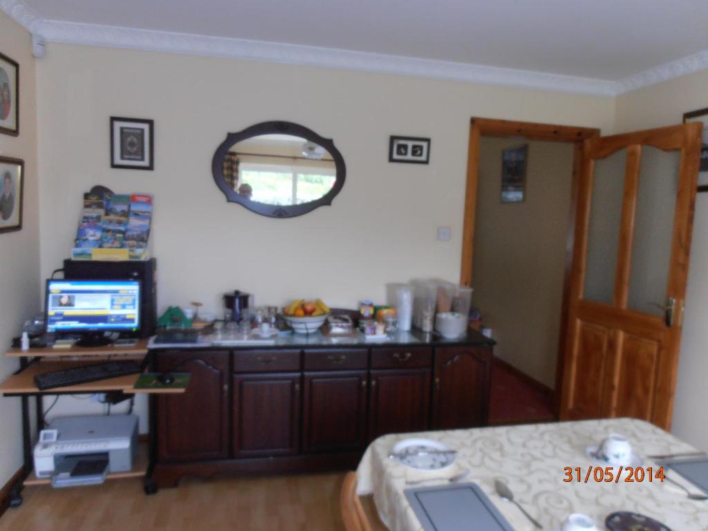 Kuchyň nebo kuchyňský kout v ubytování Larkfield House B&B, Ballycasheen Kerry V93 WD51