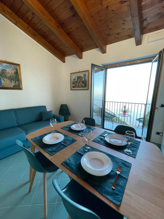 A seating area at Seaview apartments