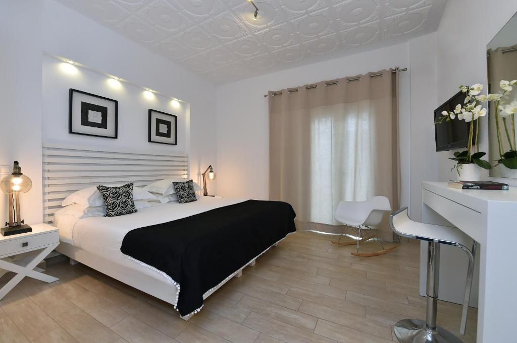 Apollon Boutique Hotel - 1