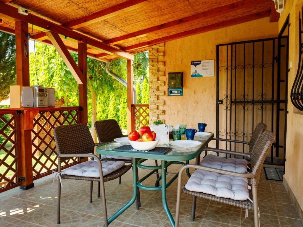 Balkón alebo terasa v ubytovaní Holiday Home Christoph by Interhome