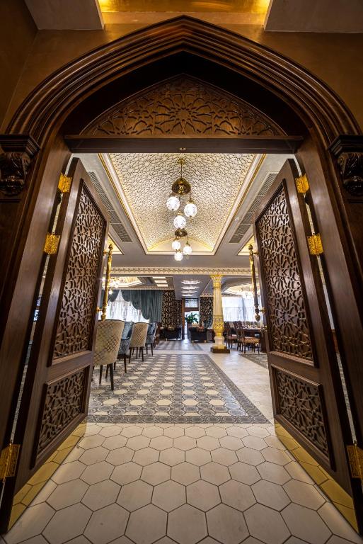 لابی و فضای عمومی Manor Hotel - تصویر ۵