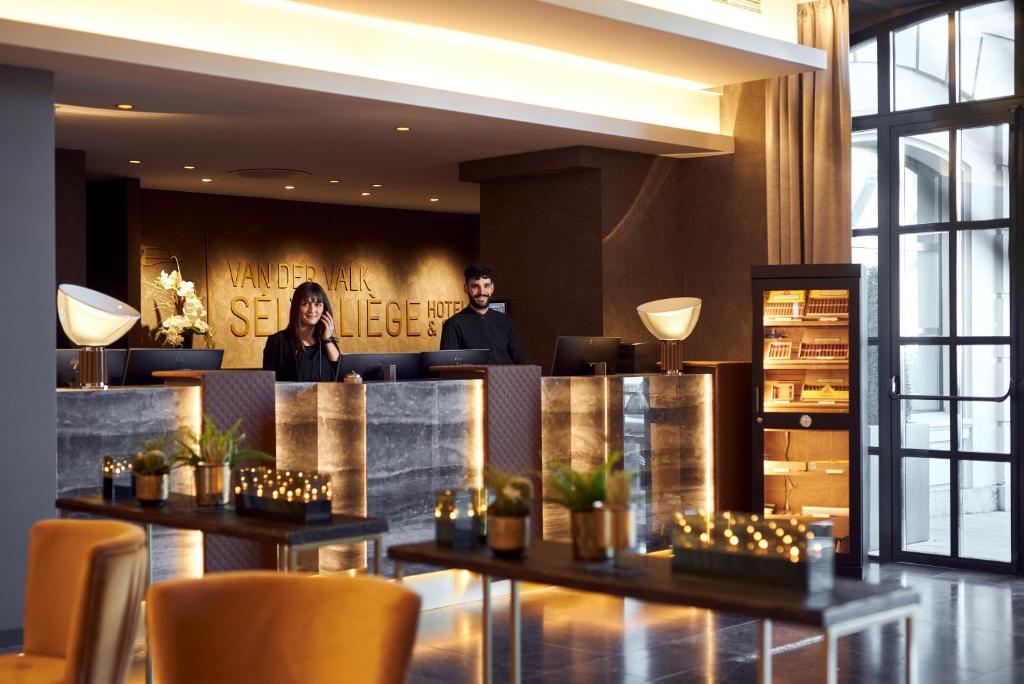 Členové personálu v ubytování Van Der Valk Sélys Liège Hotel & Spa