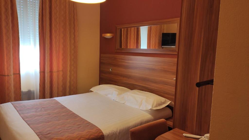 Postel nebo postele na pokoji v ubytování Residence Share Inn
