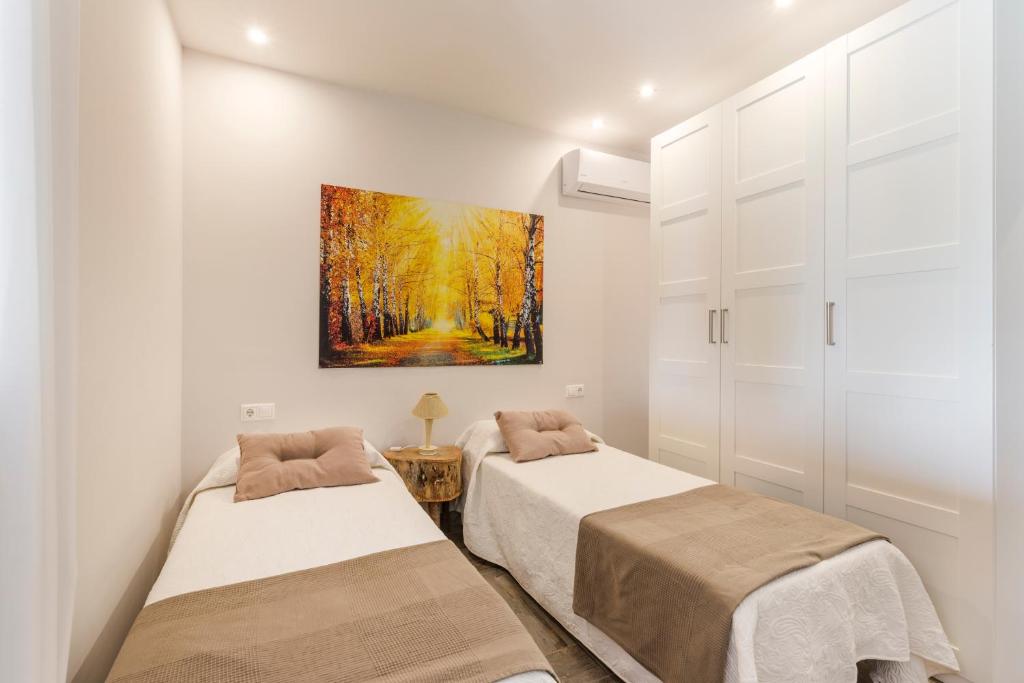 Postel nebo postele na pokoji v ubytování VILLA FINA (piscina/wifi/barbacoa/parking)