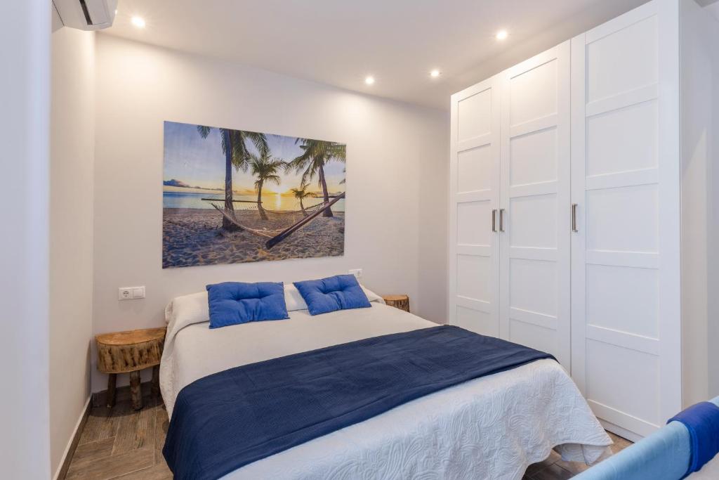 Postel nebo postele na pokoji v ubytování VILLA FINA (piscina/wifi/barbacoa/parking)