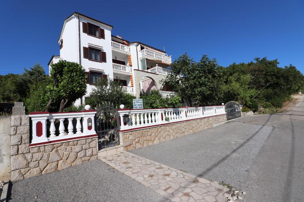 Budova, v ktorej sa ubytovanie bed & breakfast nachádza