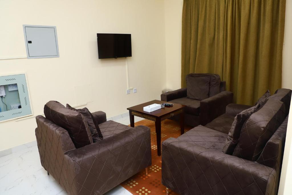 TV a/nebo společenská místnost v ubytování Onyx Hotel Apartments - MAHA HOSPITALITY GROUP