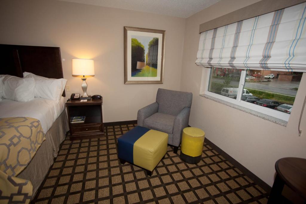 Baymont by Wyndham Erie - 