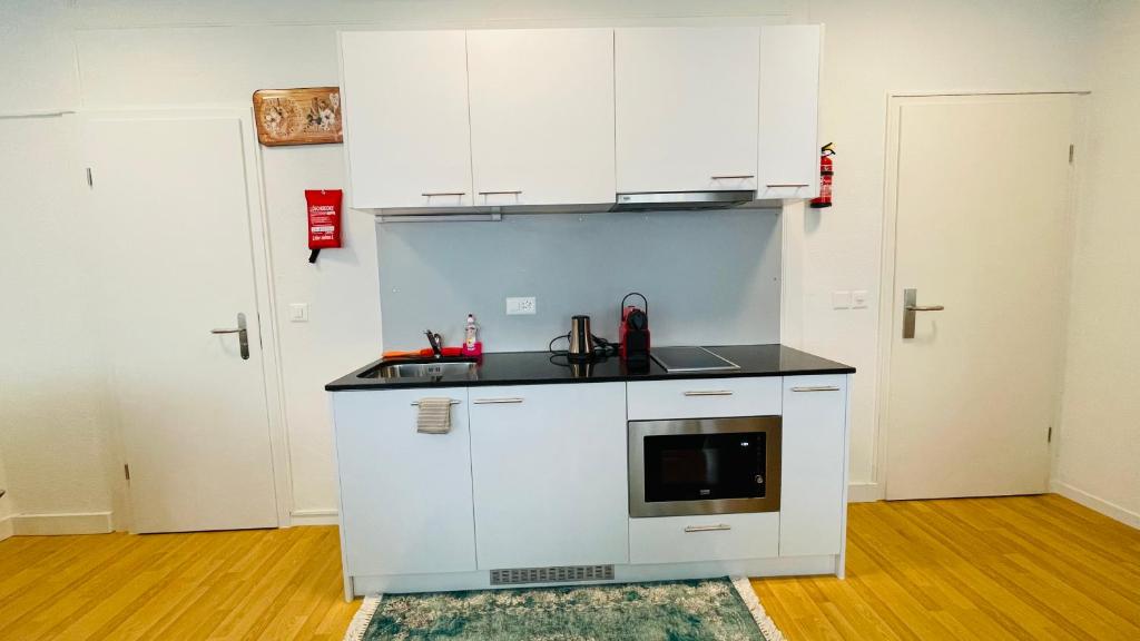 Akomo Bern - Resim 44