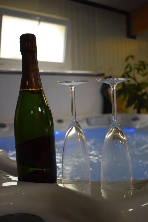 Nápoje v ubytování Gite 5 pers avec 2h espace bien-être privatisé inclus dans le prix de la nuit 80m2 de détente