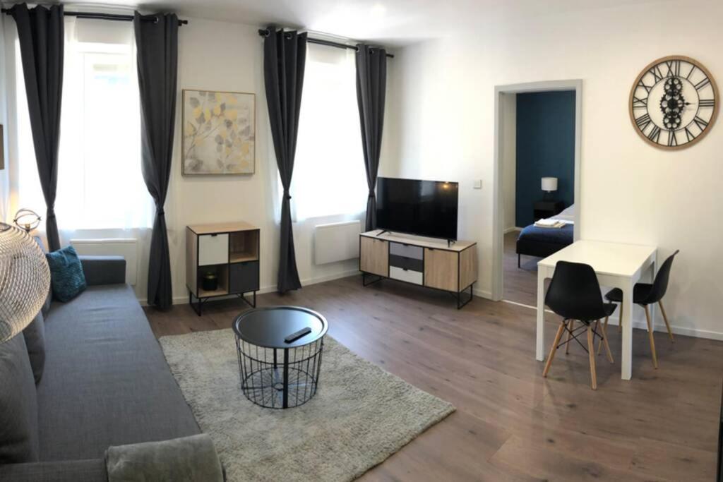 S'capades 2 Mulhouse - Wifi Netflix - Housity