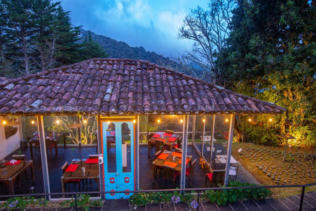 Nespecifikovaný výhled na hory nebo výhled na hory při pohledu z bed and breakfast