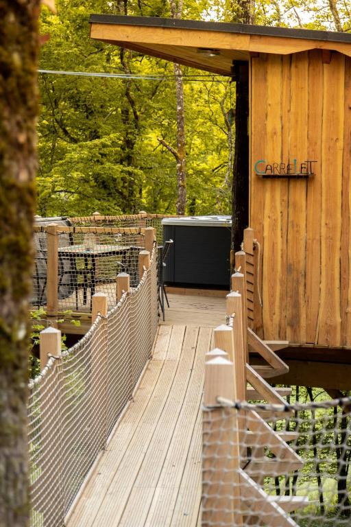 Balkón nebo terasa v ubytování Nid'en'Ô cabanes et spa Lot et Dordogne