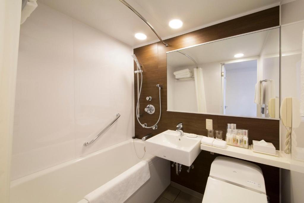 ANA Crowne Plaza Osaka by IHG - Upgraded Standard Room