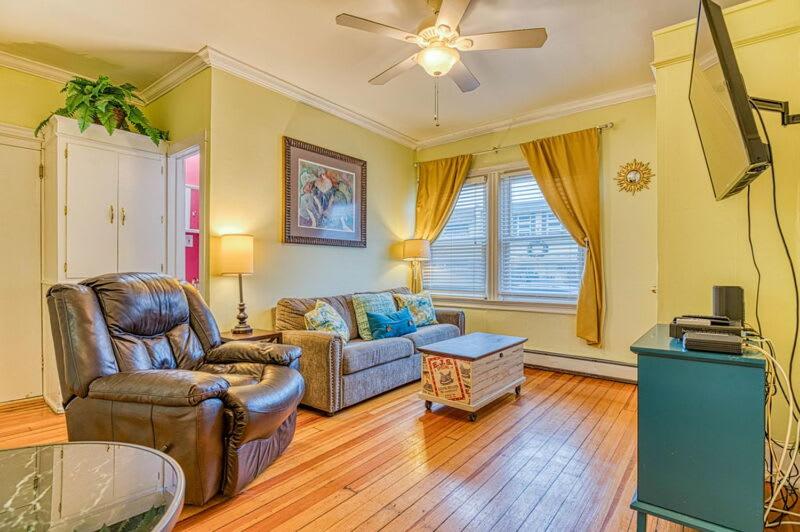 The Allenhurst, Apartment 1 2 Bedroom & 1 Bathroom, Ocean Grove, NJ