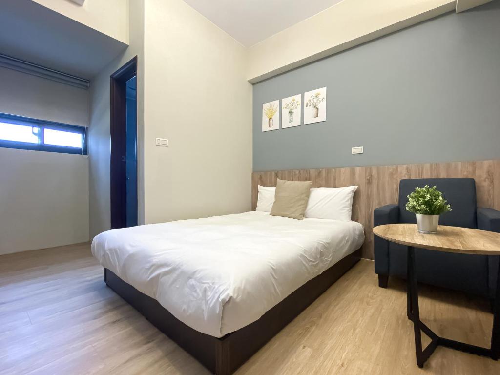 想想旅居 Allegro Hostel客房内的一张或多张床位