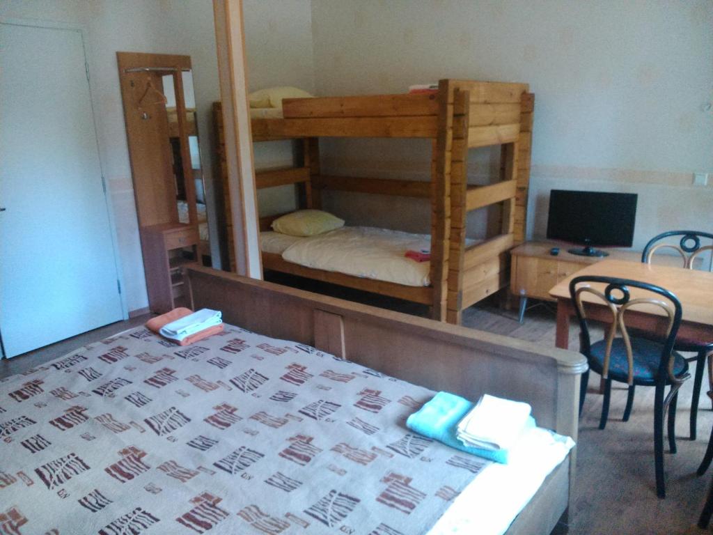 Postel nebo postele na pokoji v ubytování Kõrtsitalu külalistemaja
