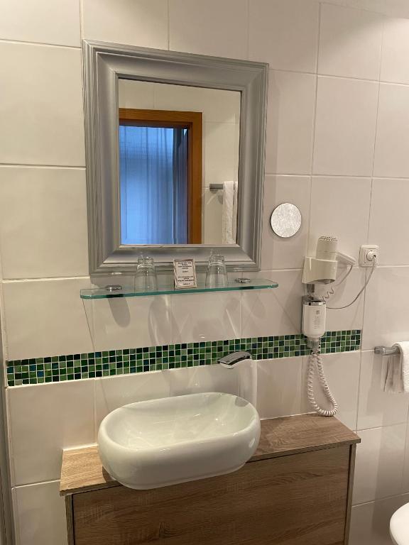 Hotel Am Volksgarten - Resim 22