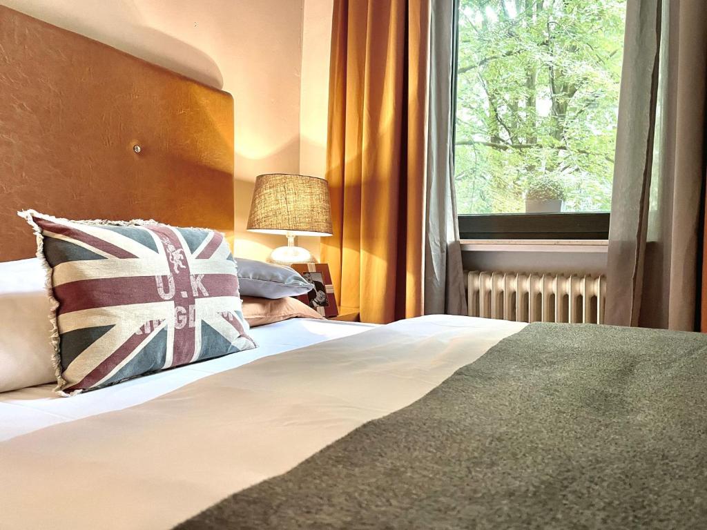 Hotel Am Volksgarten - Resim 27