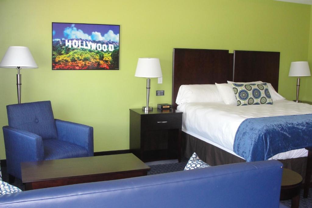 Postel nebo postele na pokoji v ubytování Starlight Inn