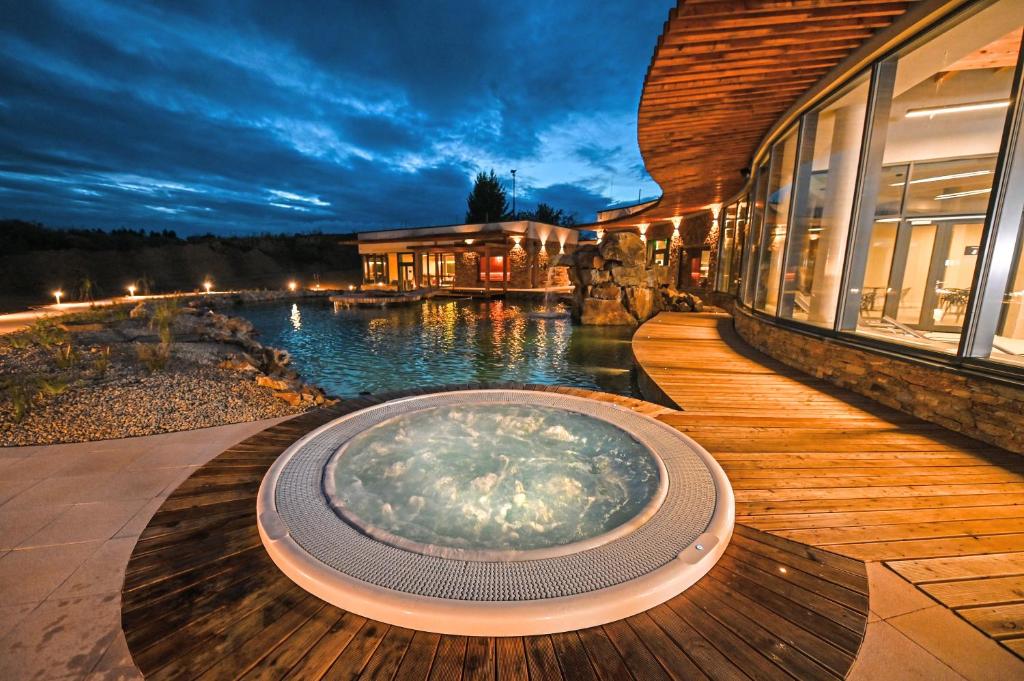 Bazén v ubytování Hotel Atlantis nebo v jeho okolí
