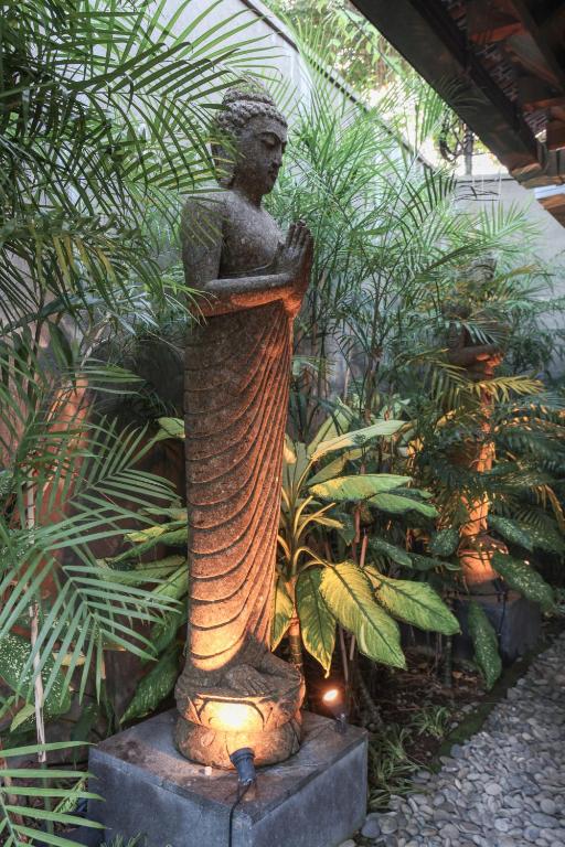 Asrina Villa's Seminyak - 11