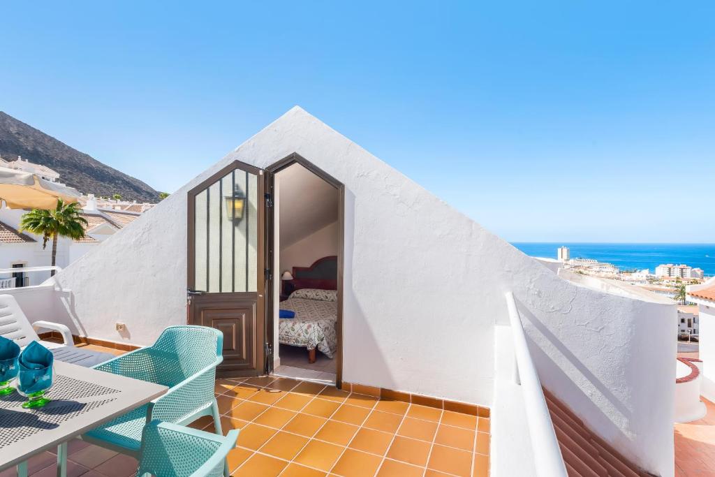 Club Tenerife Apartments - Penthouse Apartment