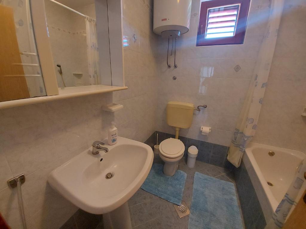 Koupelna v ubytování Apartments Elizabeta