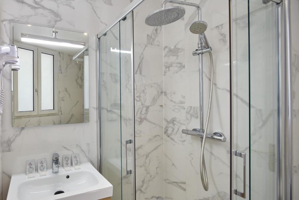 Grand Hotel Nouvel Opera - Resim 8