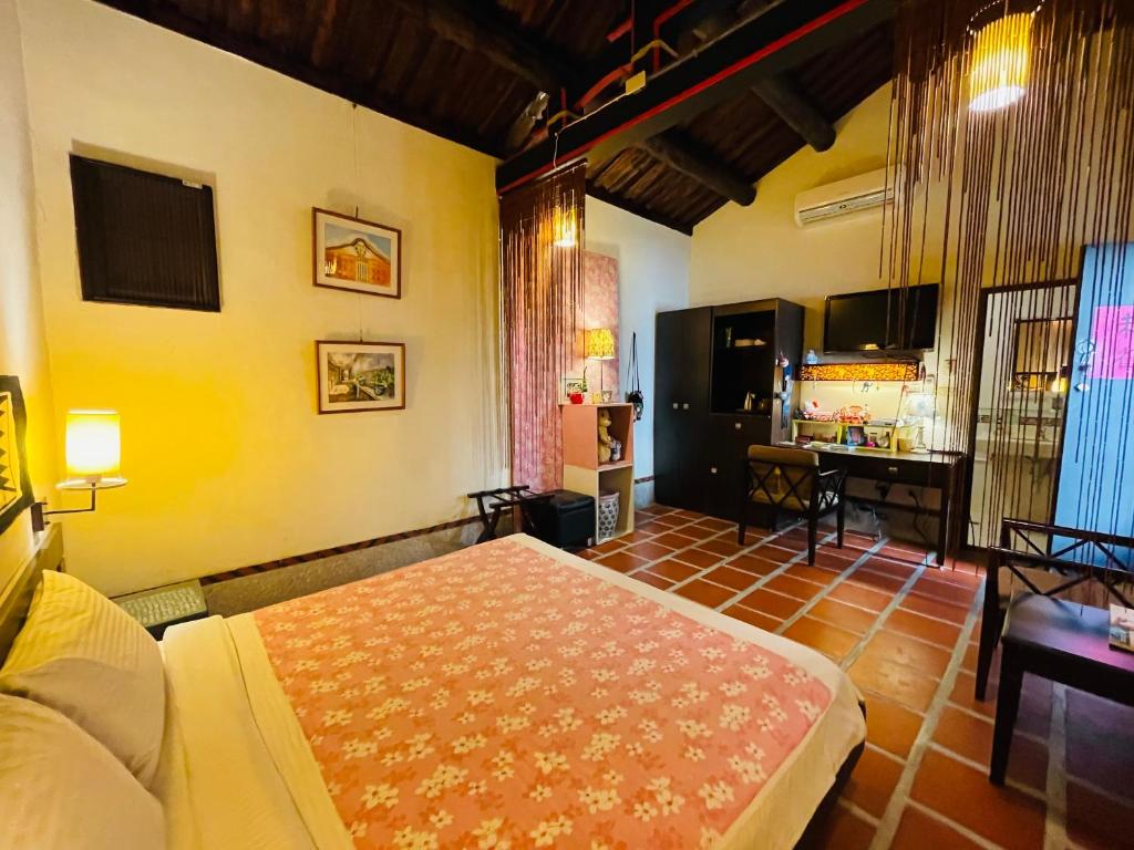 TV a/nebo společenská místnost v ubytování Grace Kinmen B&B