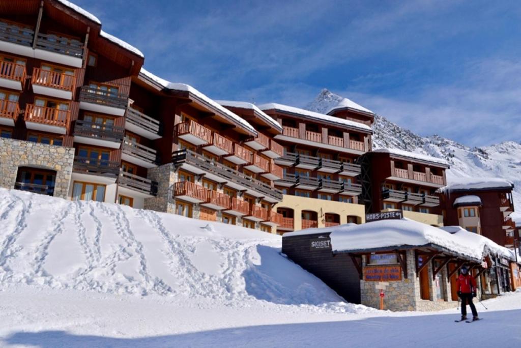 Photo de la galerie de l'établissement travelski home classic - Résidence Andromède, à La Plagne