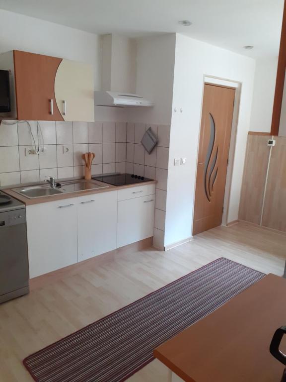 Foto da galeria de Zirnberg Appartements em Flattach