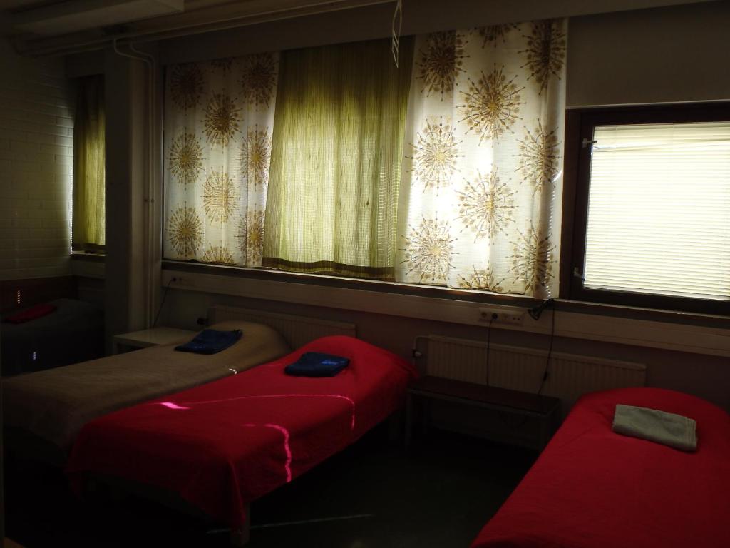 Minimotel - Quarto Quadruplo Com Banheiro Compartilhado