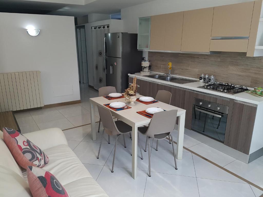 Vinny's Vacation Home - Housity
