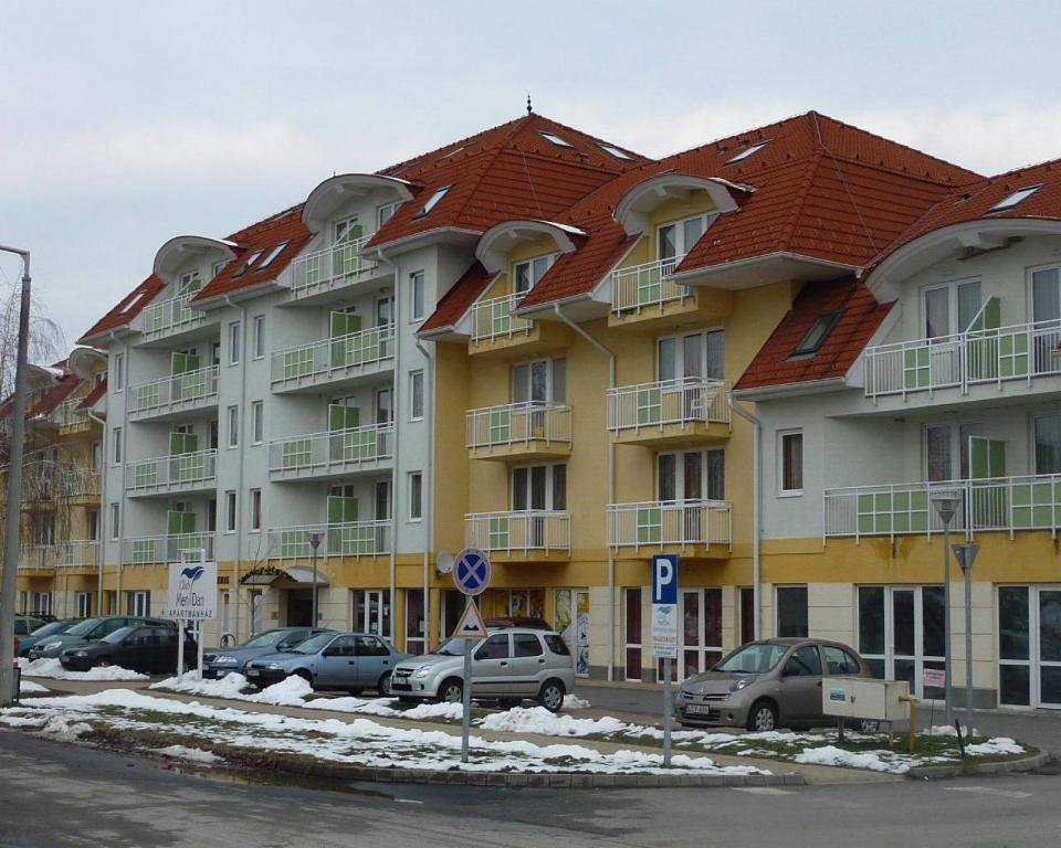 Budova, v ktorej sa apartmán nachádza