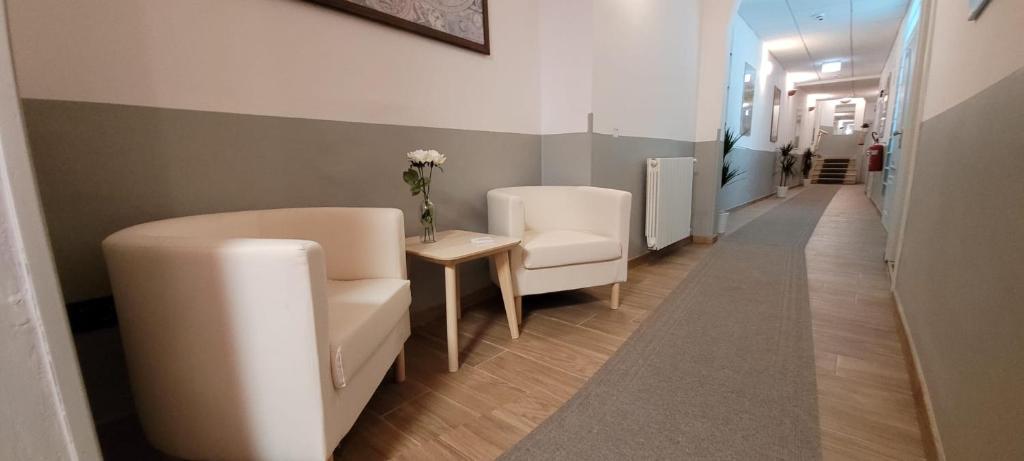 Hotel Camilla Firenze - Resim 16