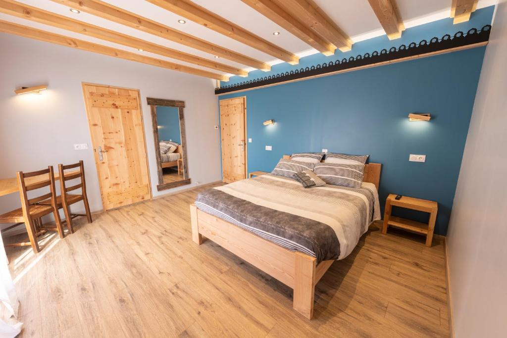 LE CHALET BAZAN