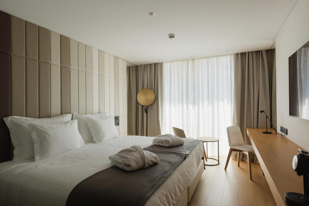 
Executive Double Room with Show View
